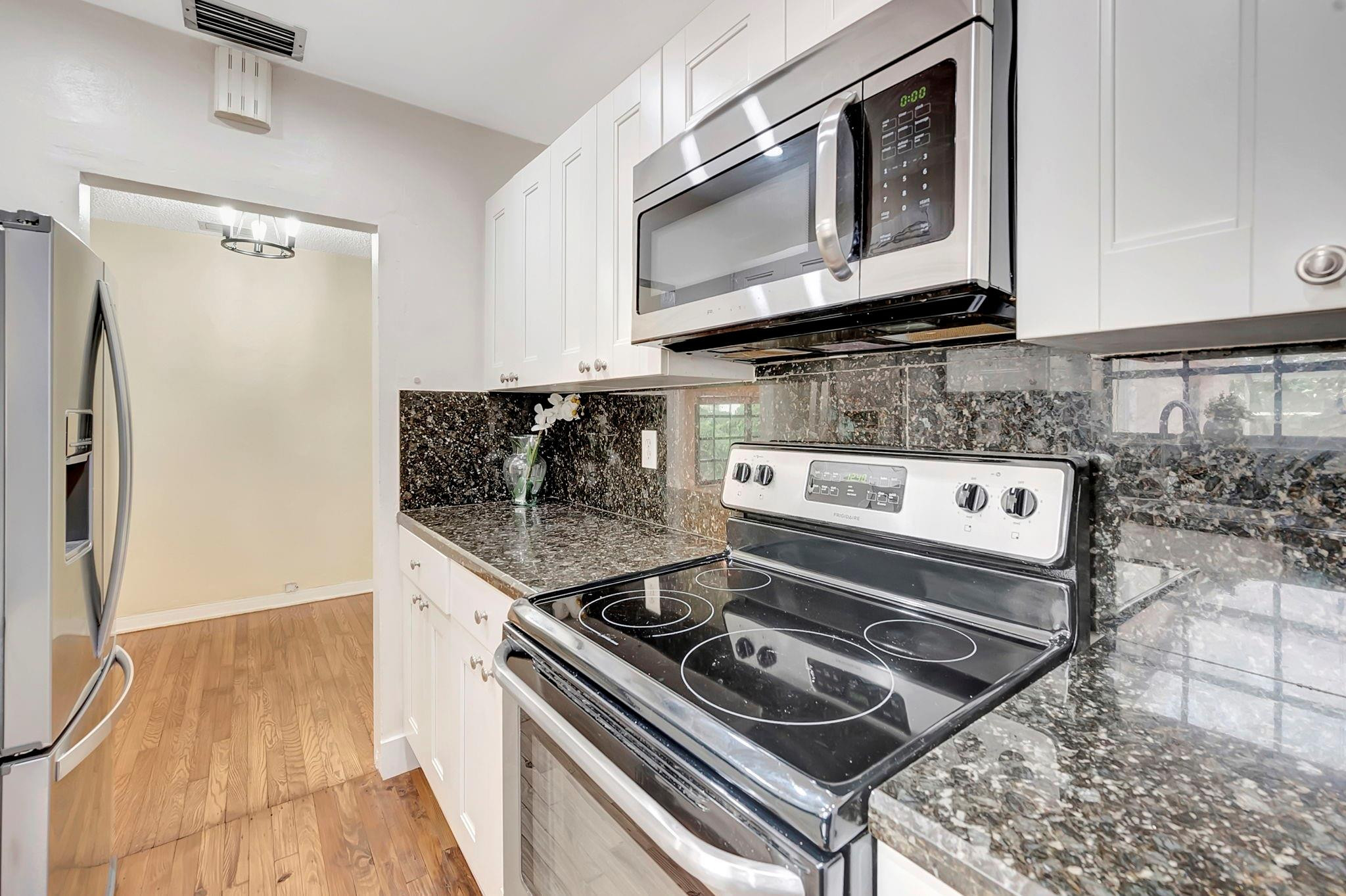 273 NE 107th St