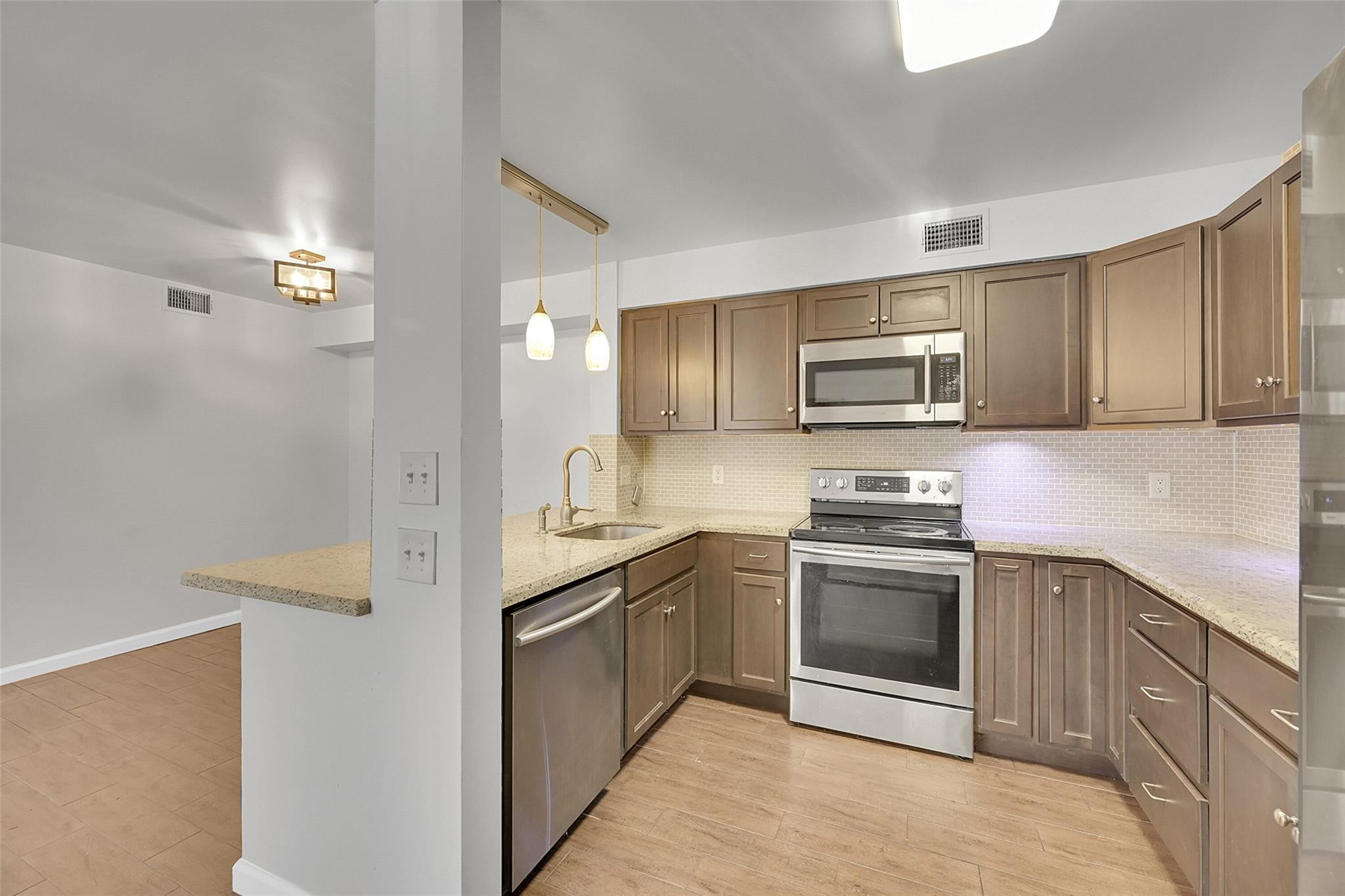 13811 Oneida Drive A1