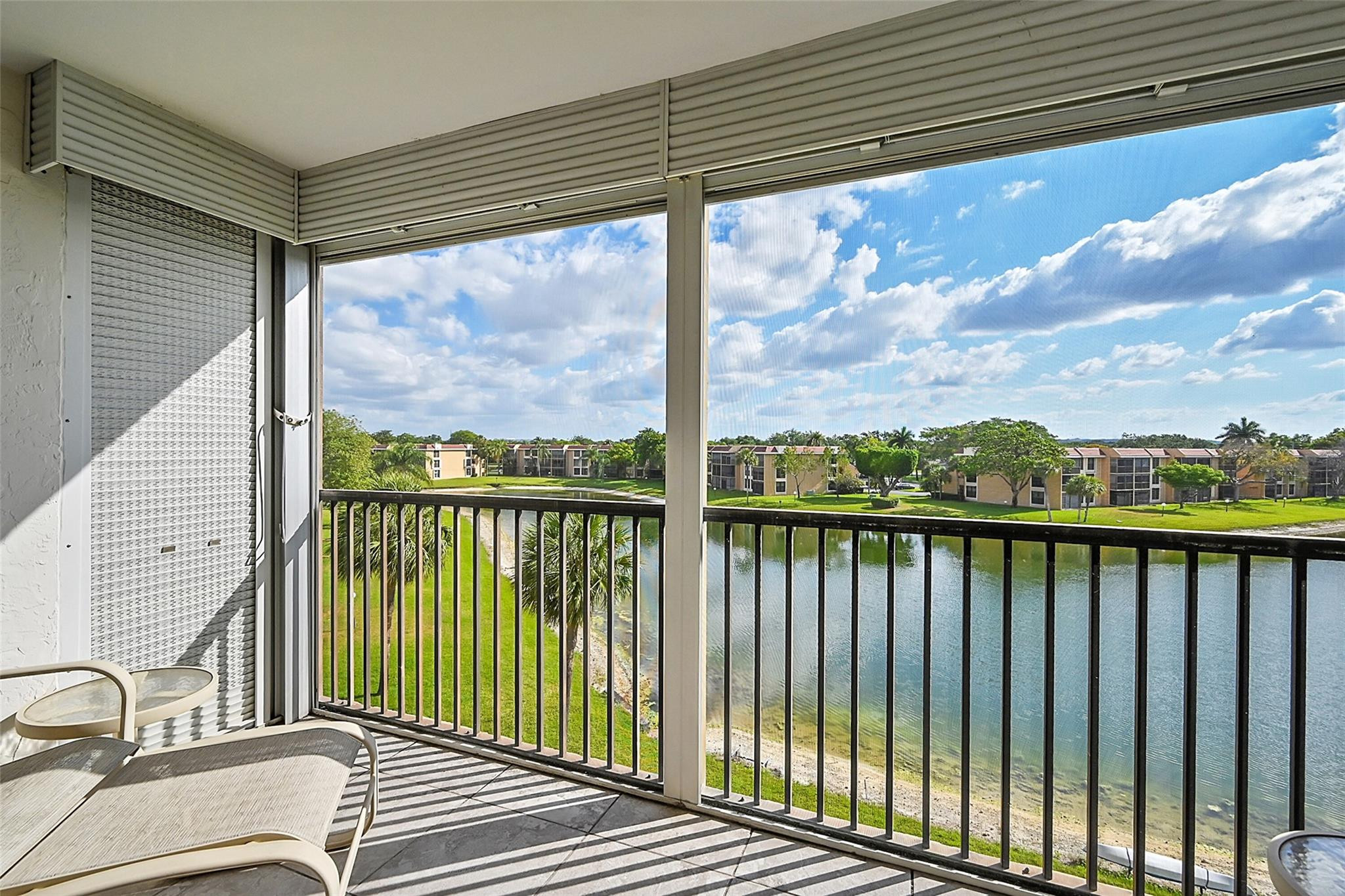 6547 Coral Lake Dr 411