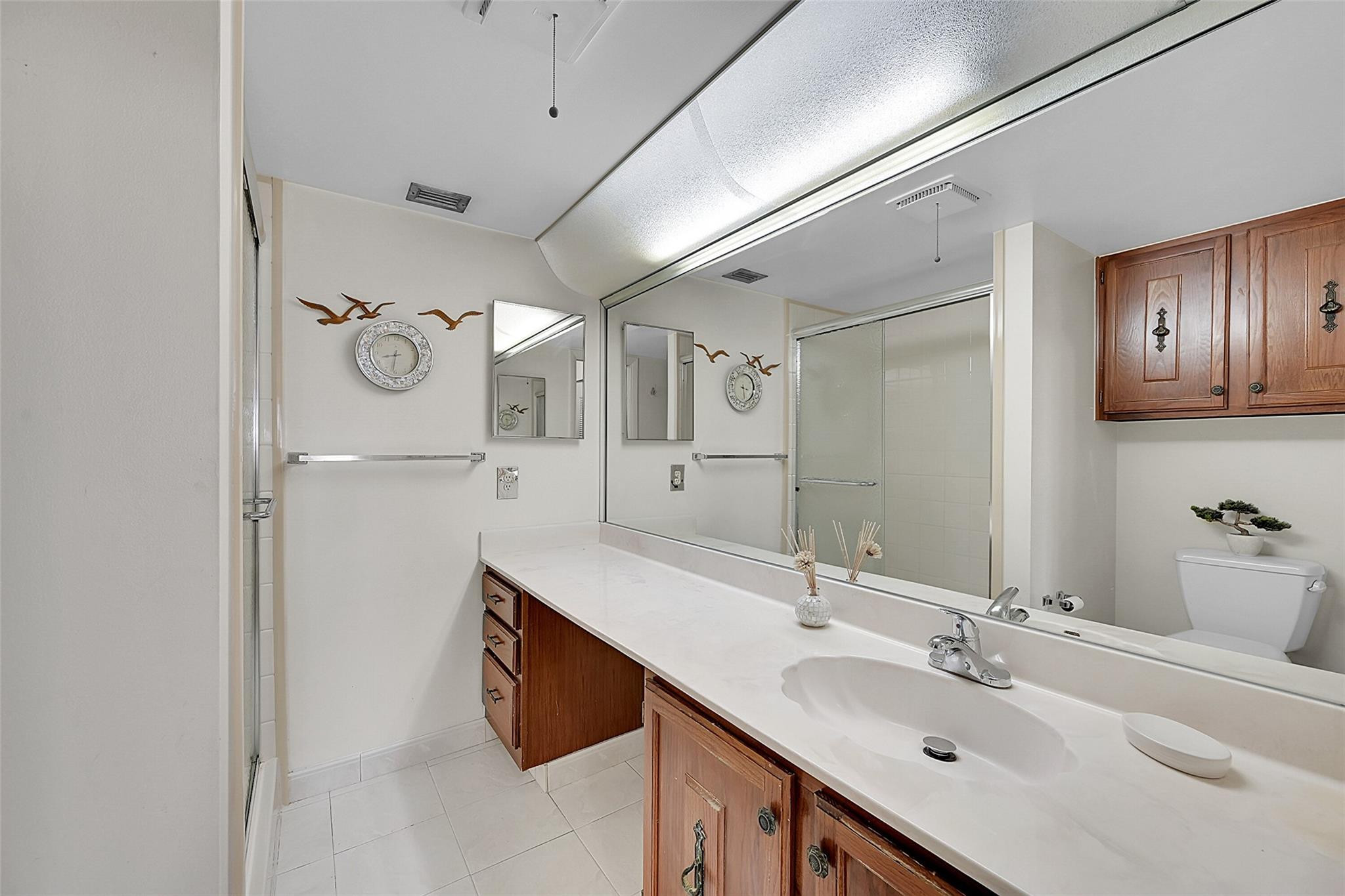 6547 Coral Lake Dr 411