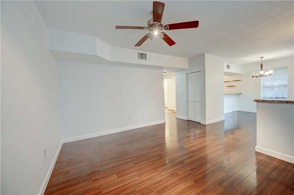 6746 W Sample Rd
