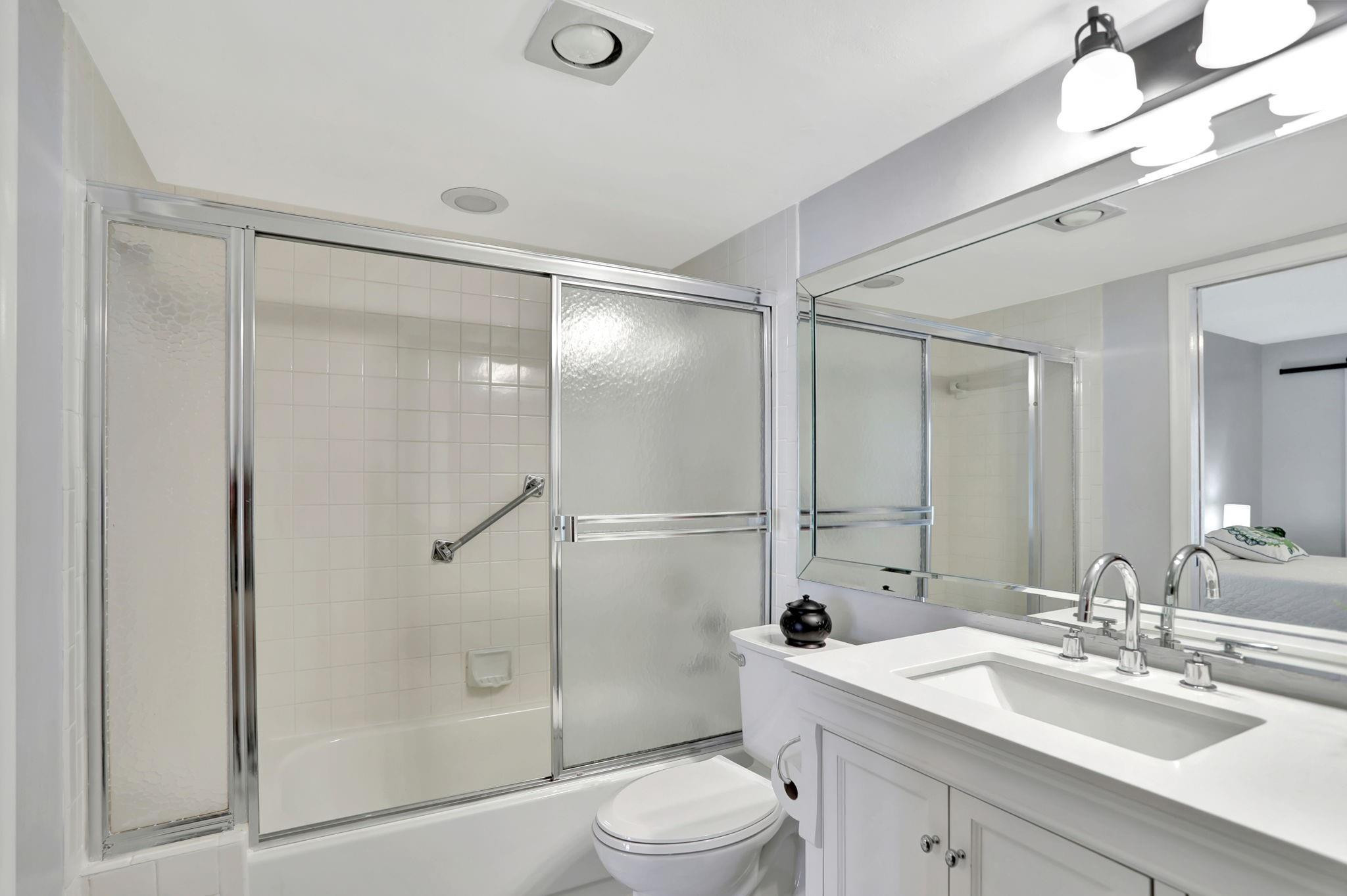 1804 Eleuthera Point M1