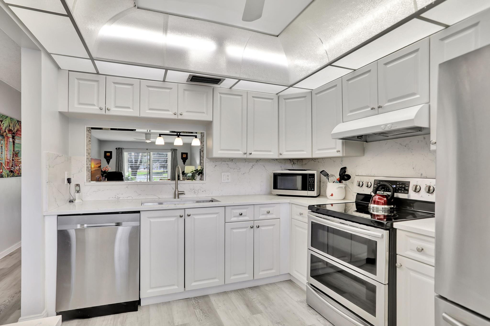 1804 Eleuthera Point M1