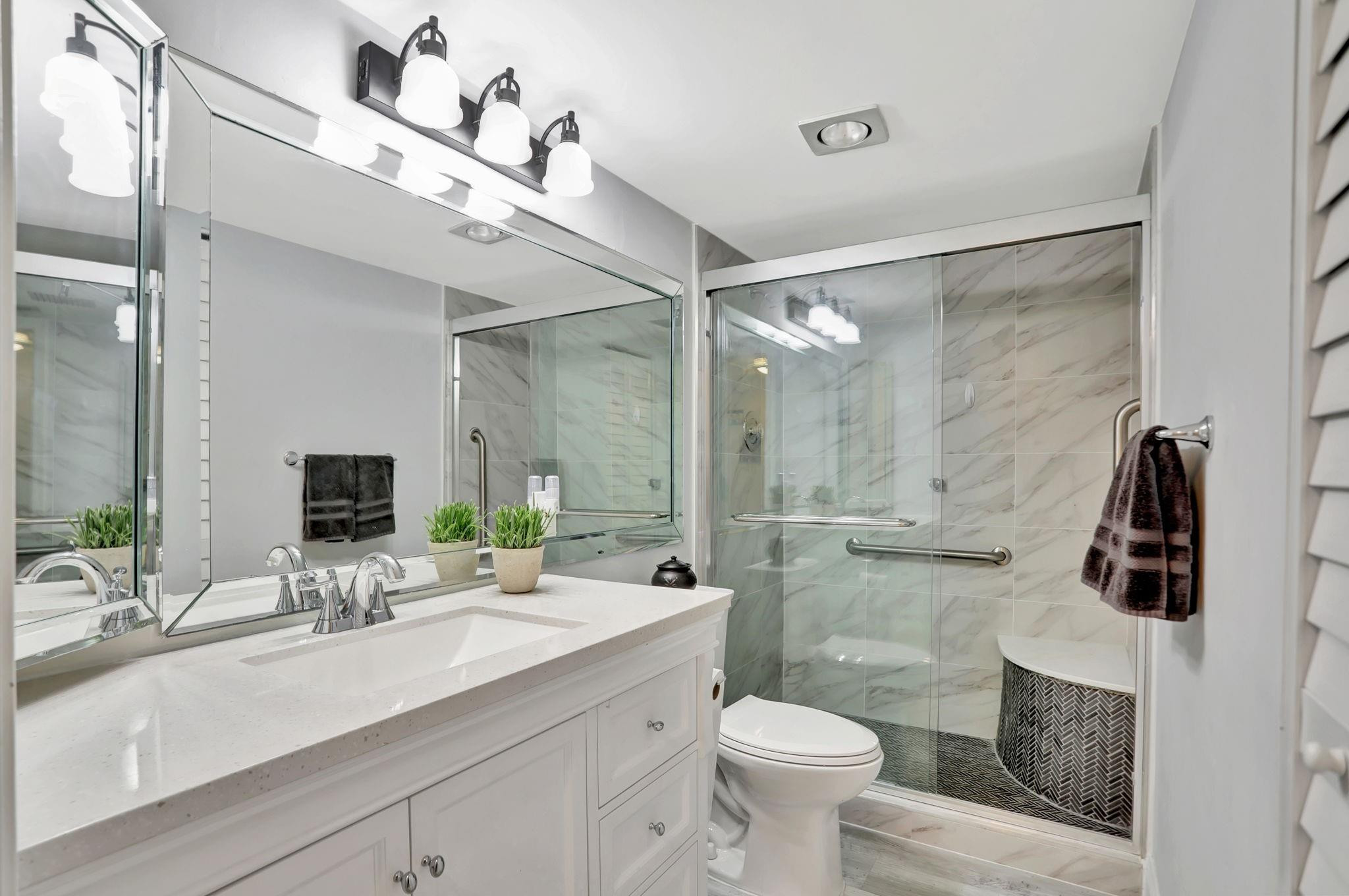 1804 Eleuthera Point M1