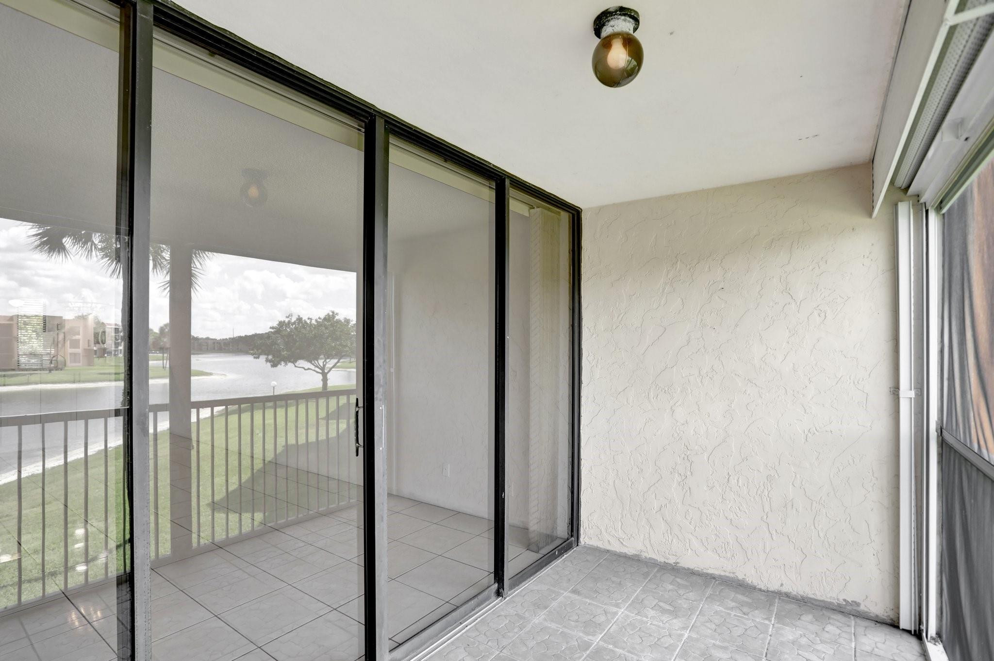 5618 Coral Lake Dr 206