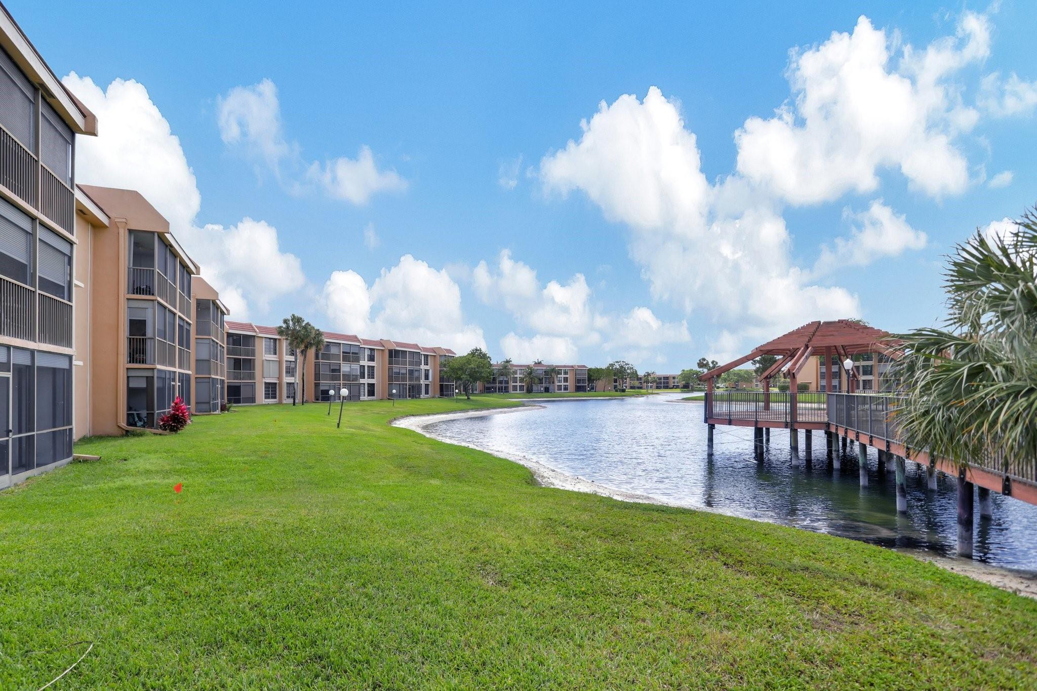 5618 Coral Lake Dr 206