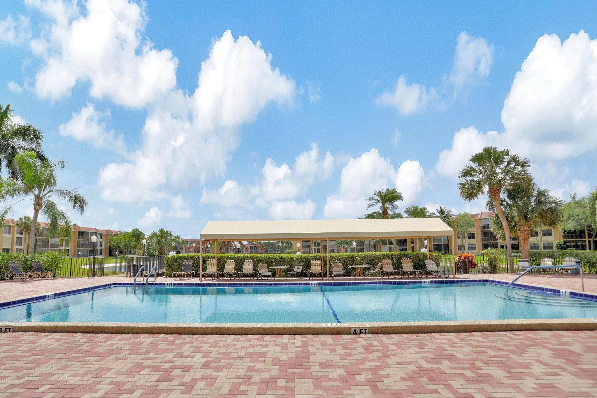 5618 Coral Lake Dr 206