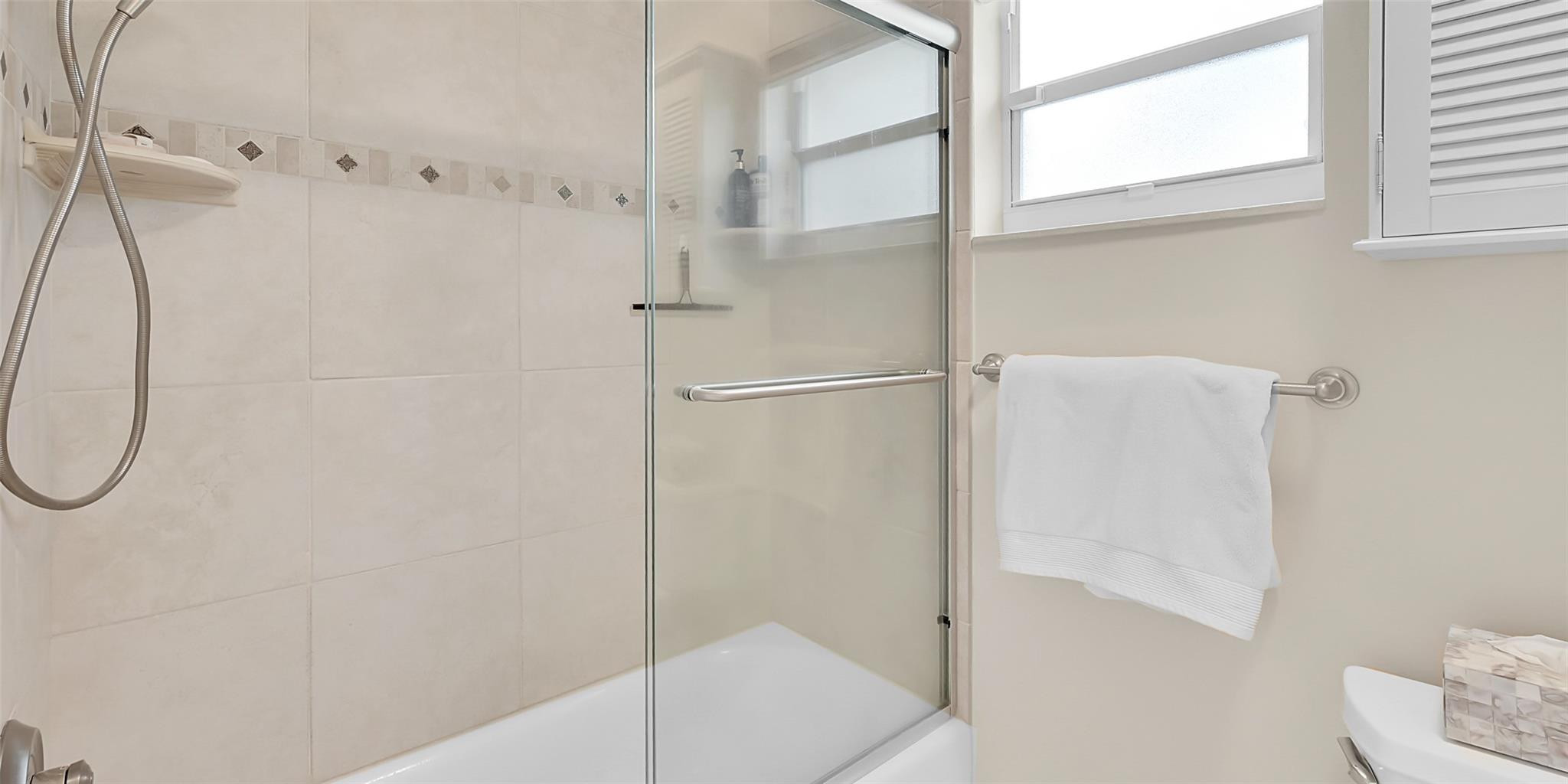 171 SW 32nd Ave