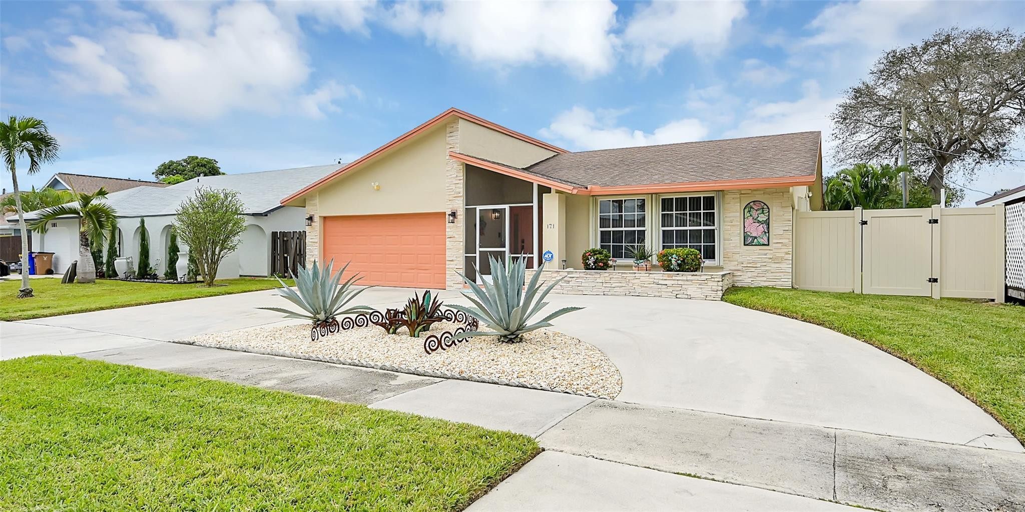 171 SW 32nd Ave