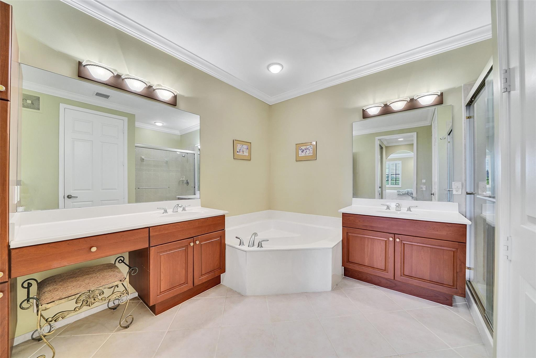 2669 Center Court Drive 3-10