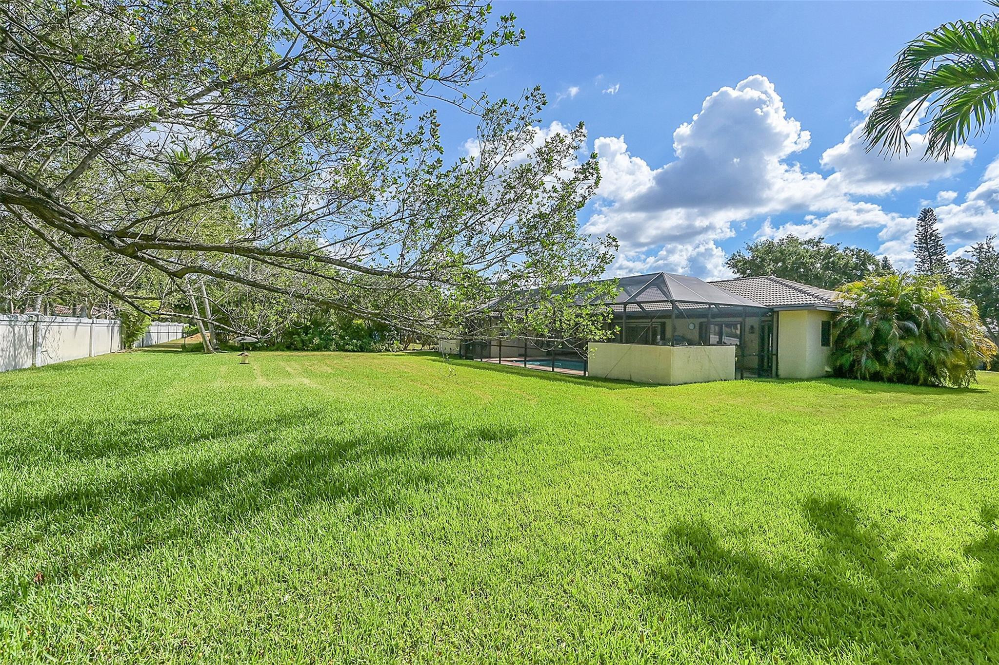 704 NW 101st Ter