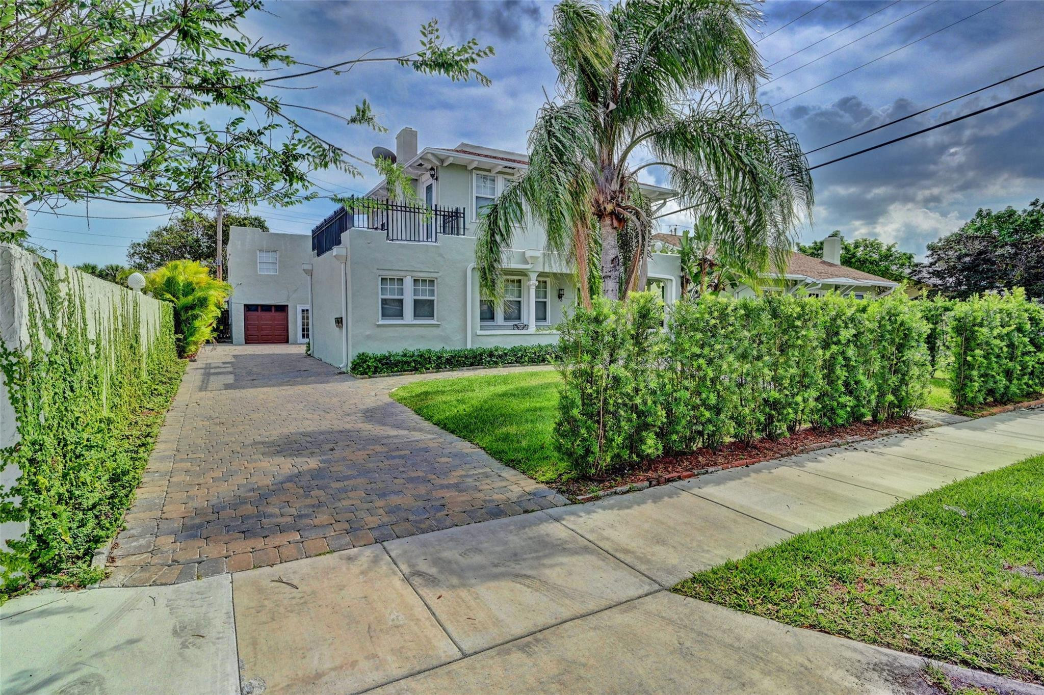 412 El Prado
