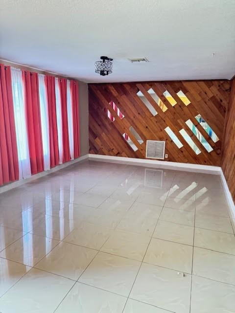2946 NW 53rd Ter