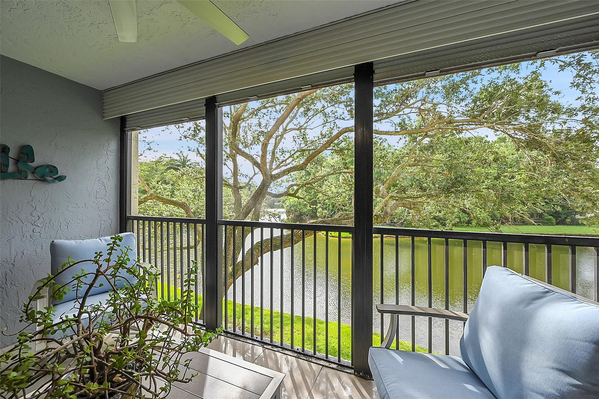 1818 Hammock Blvd 222