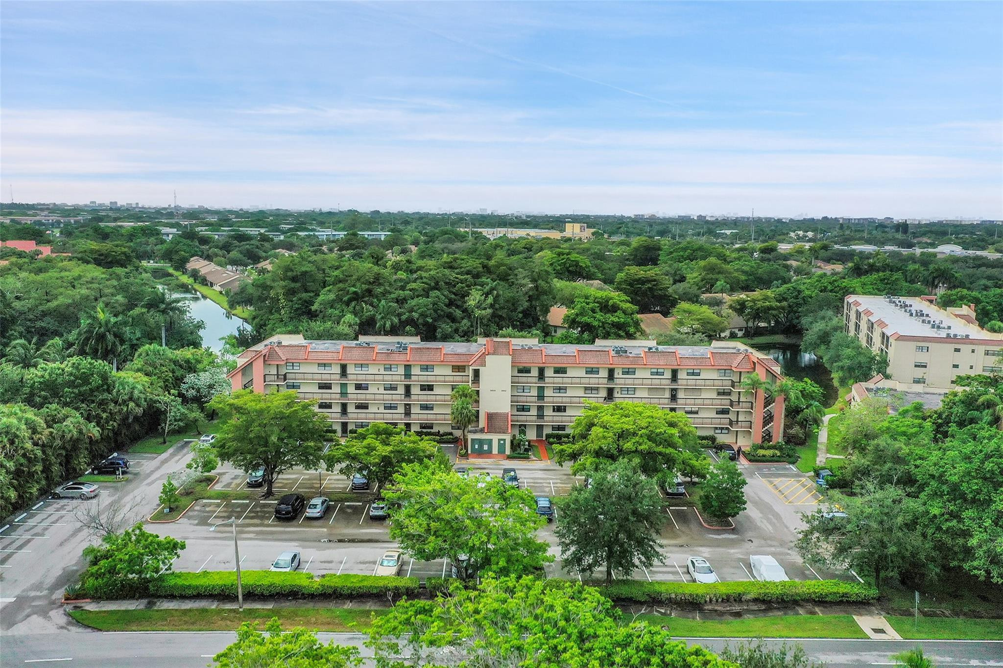 1818 Hammock Blvd 222