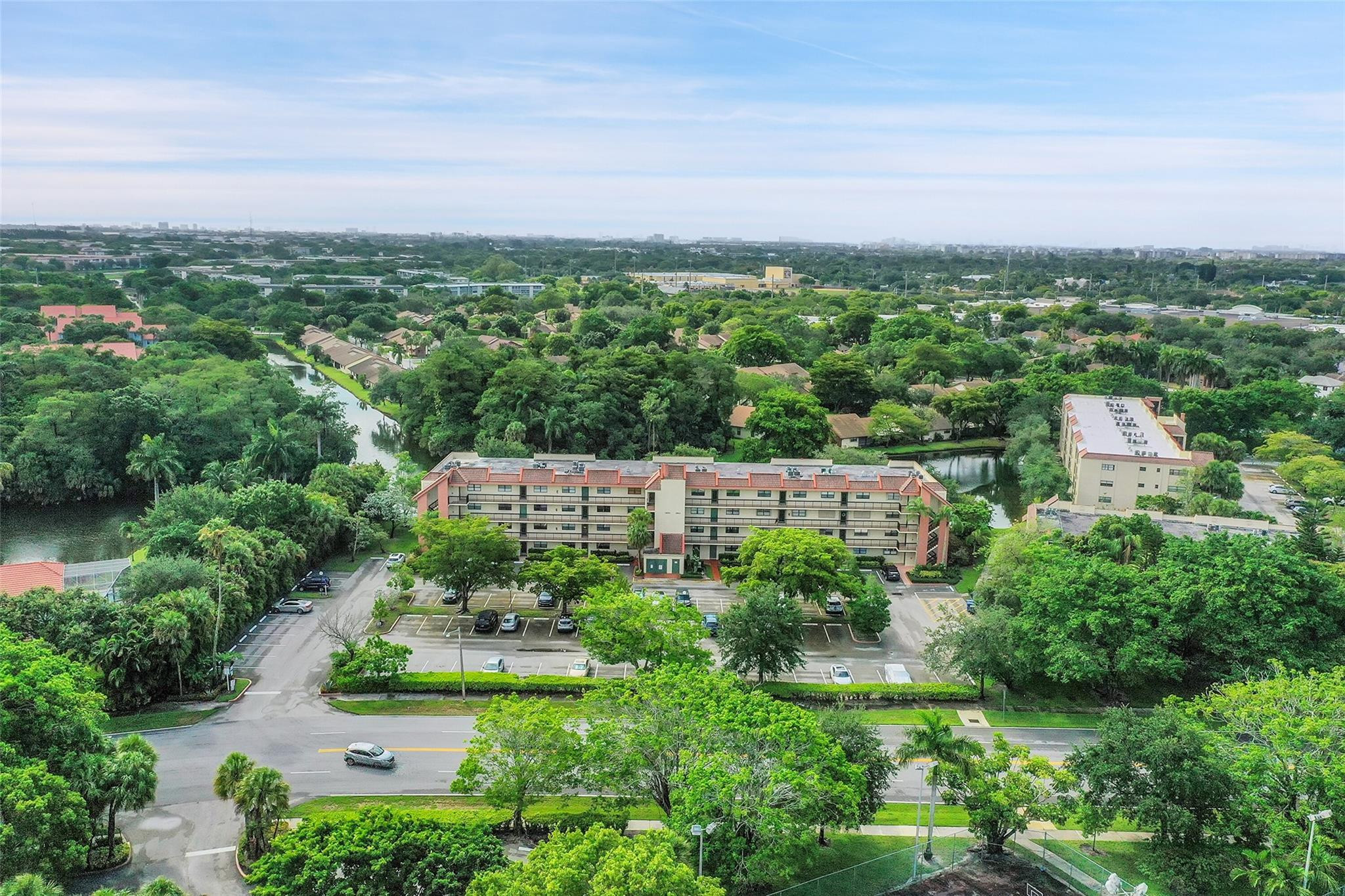 1818 Hammock Blvd 222