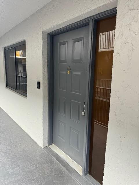 8010 Hampton Blvd 408