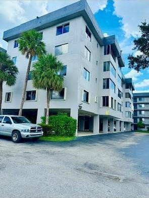 8010 Hampton Blvd 408