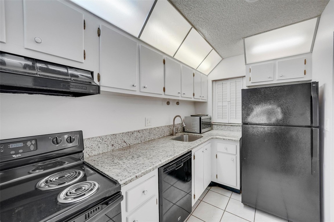 4111 Stirling Rd 304