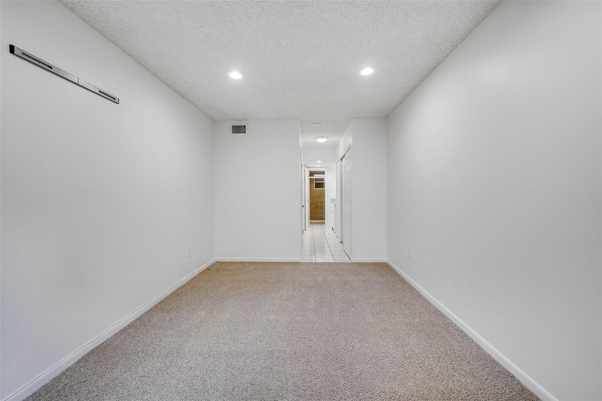 4111 Stirling Rd 304