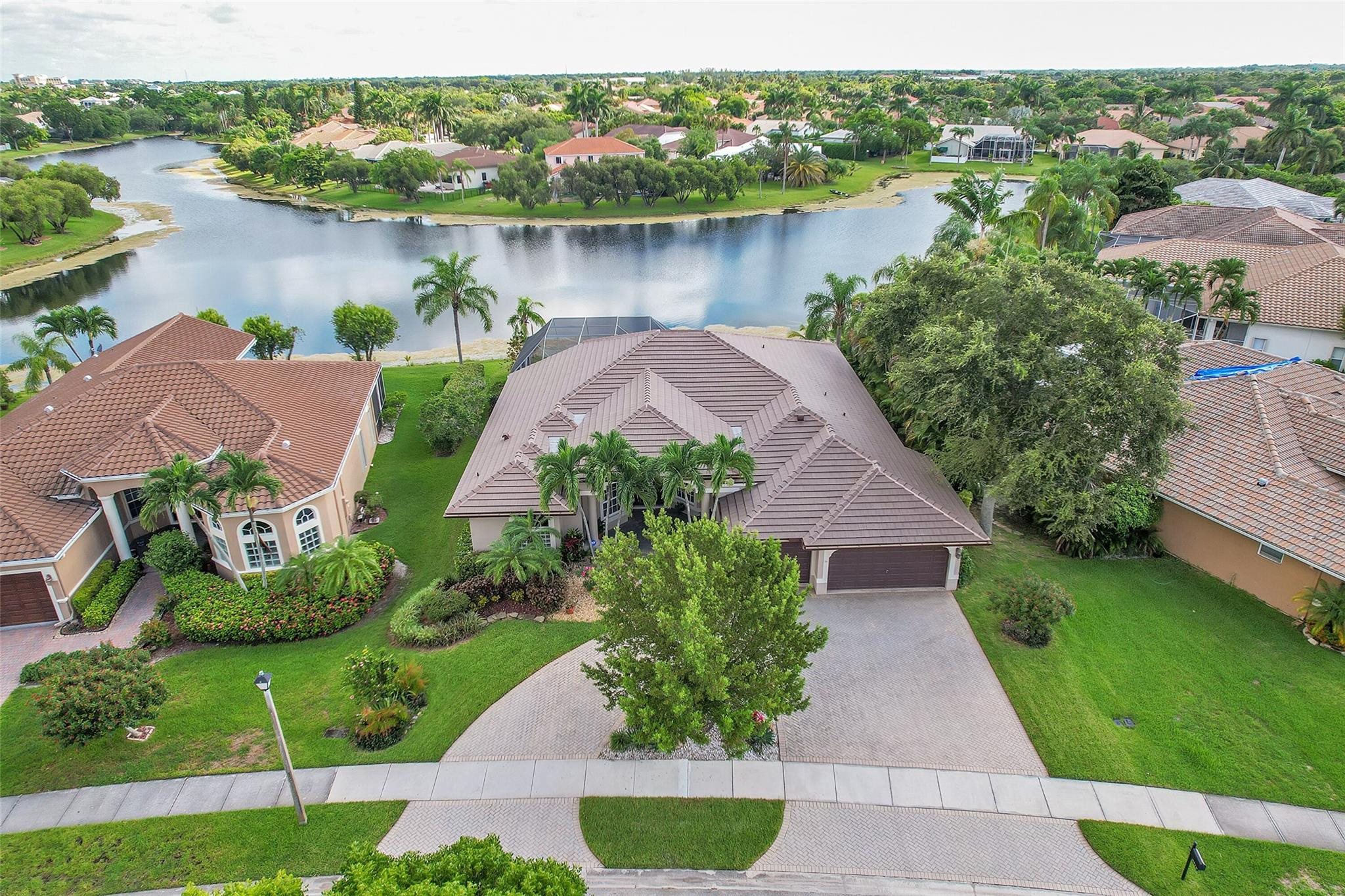 5079 Kensington Cir