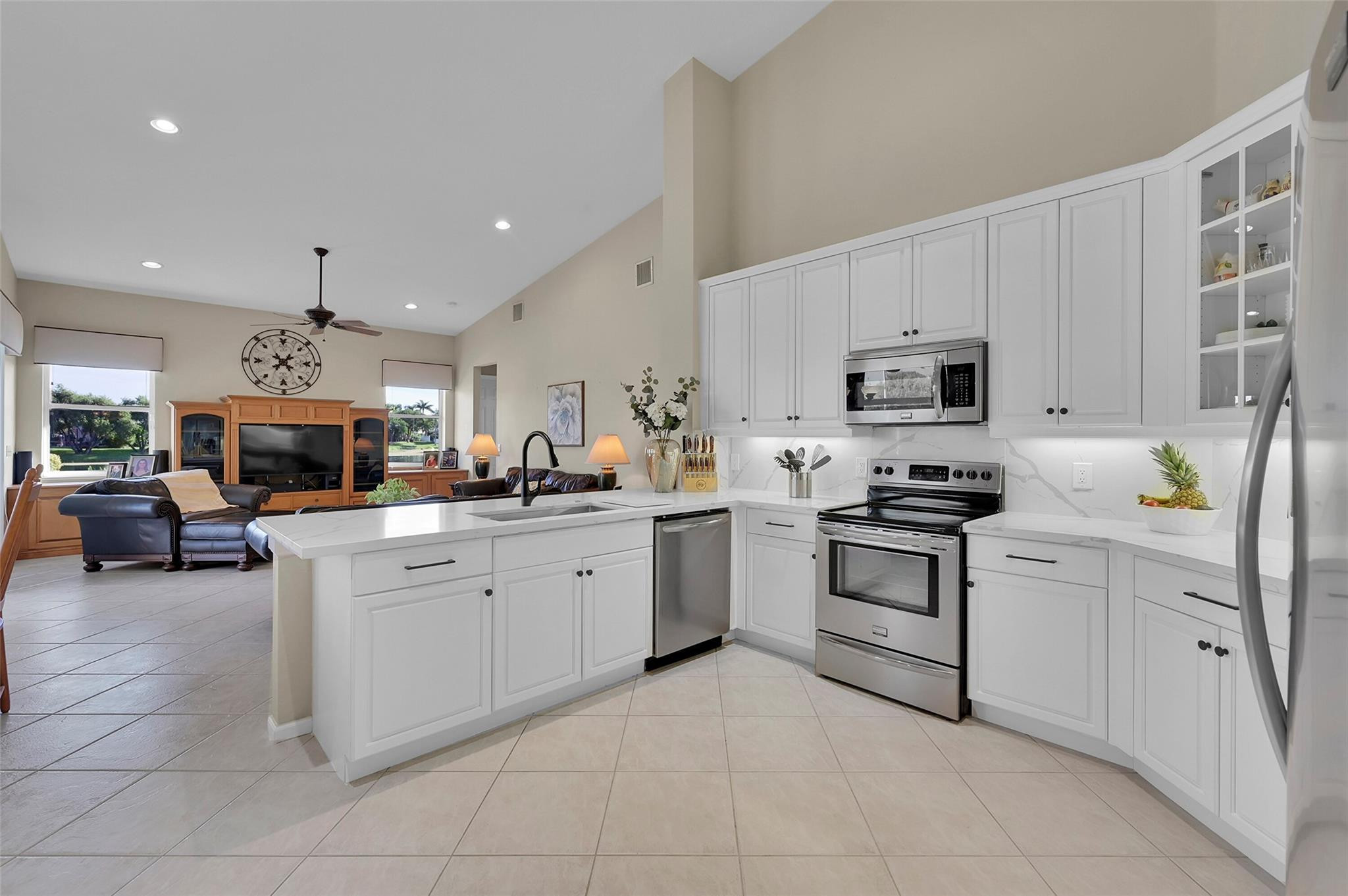 5079 Kensington Cir