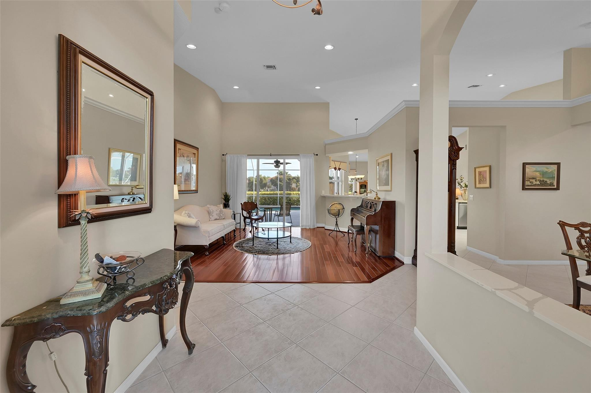 5079 Kensington Cir