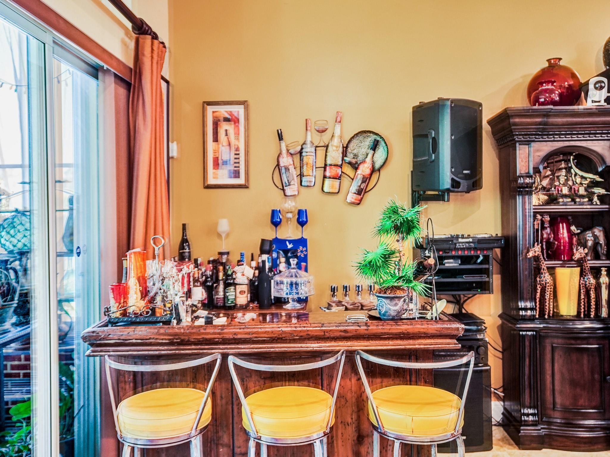 5933 NW 56th Drive