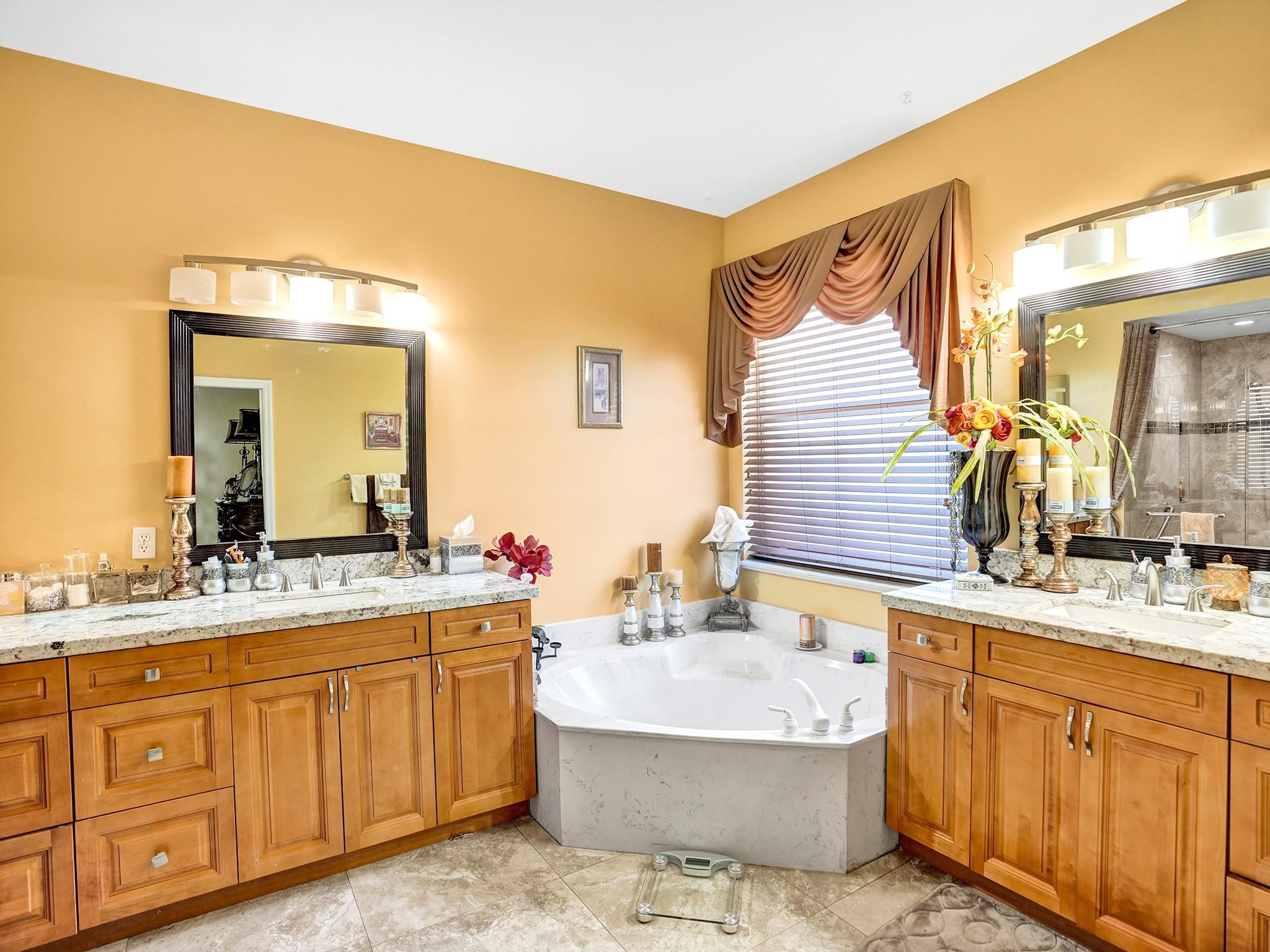 5933 NW 56th Drive