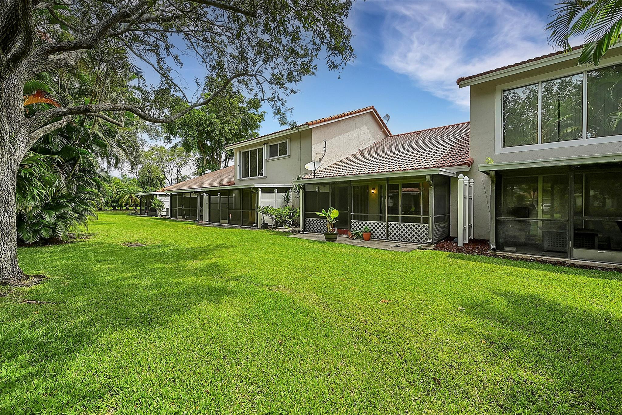 7524 Pinewalk Dr 173