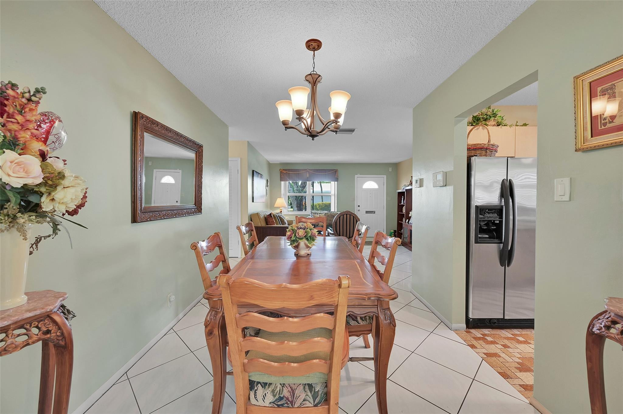 7107 NW 74th Pl