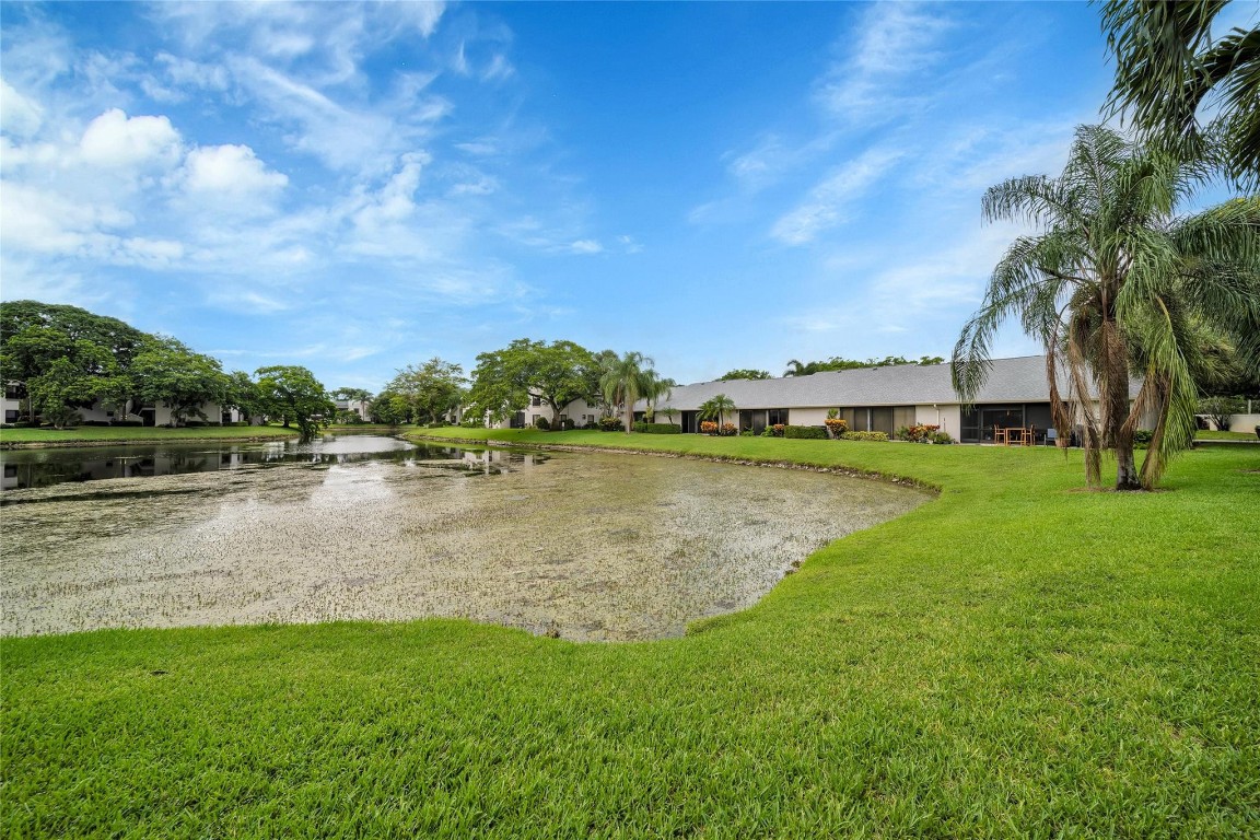 3777 NW 35th St 3777