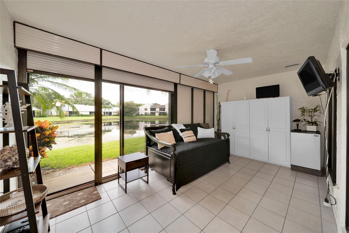 3777 NW 35th St 3777