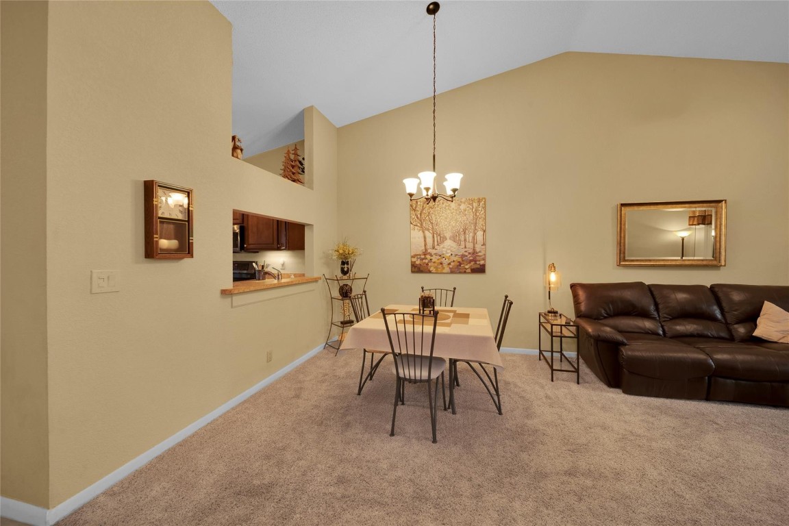 3777 NW 35th St 3777