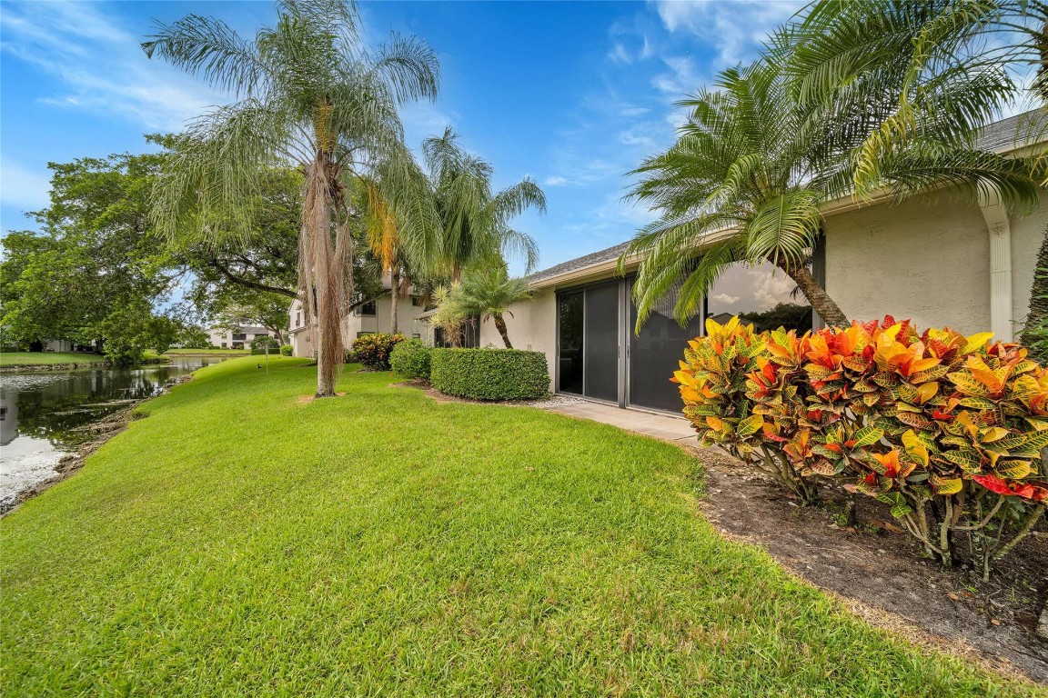 3777 NW 35th St 3777