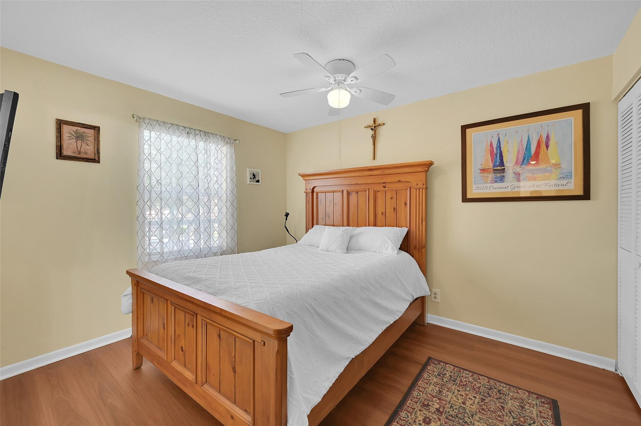 11325 Lakeview Dr 4N