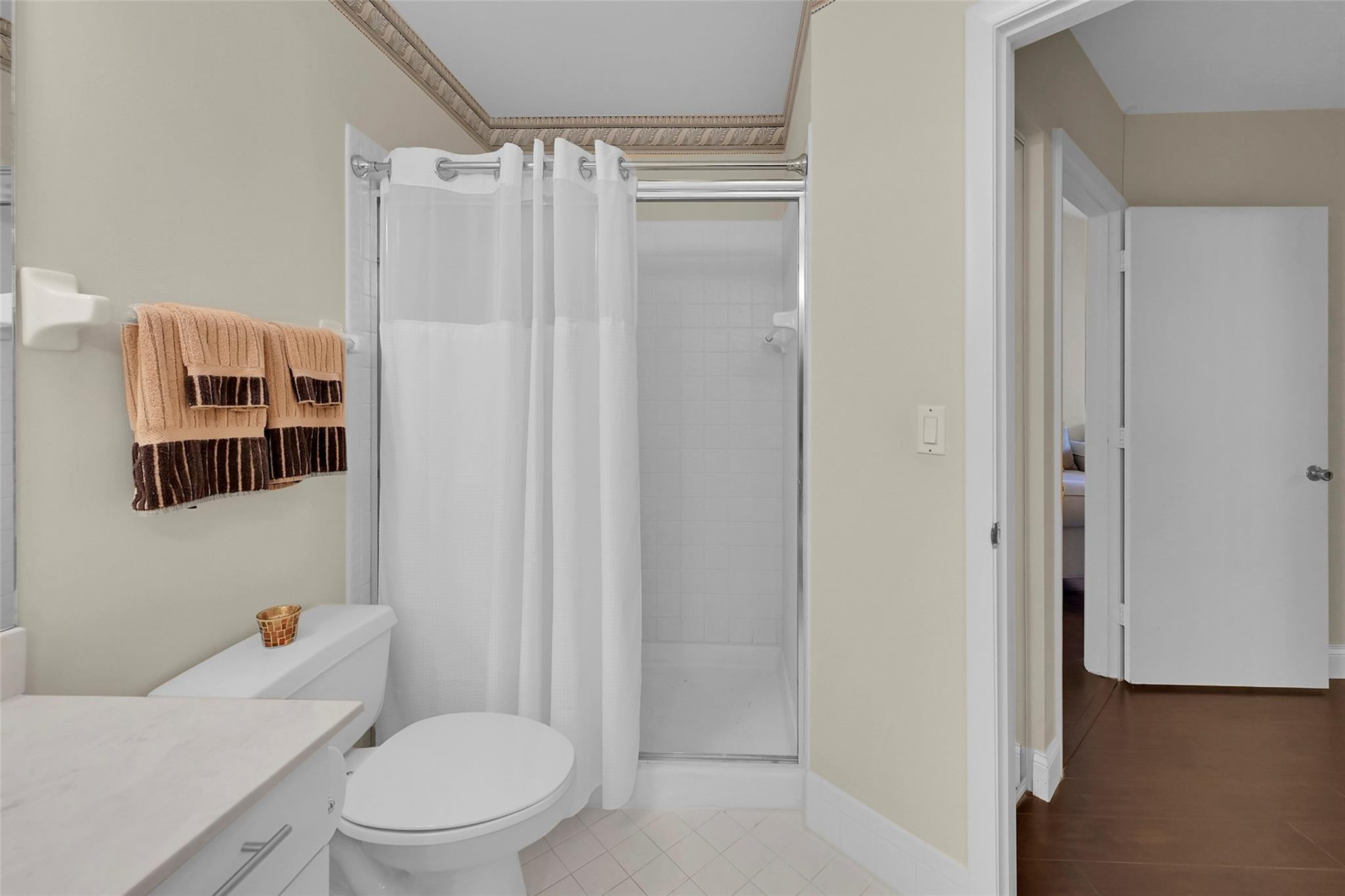 4101 Coral Tree Cir 312