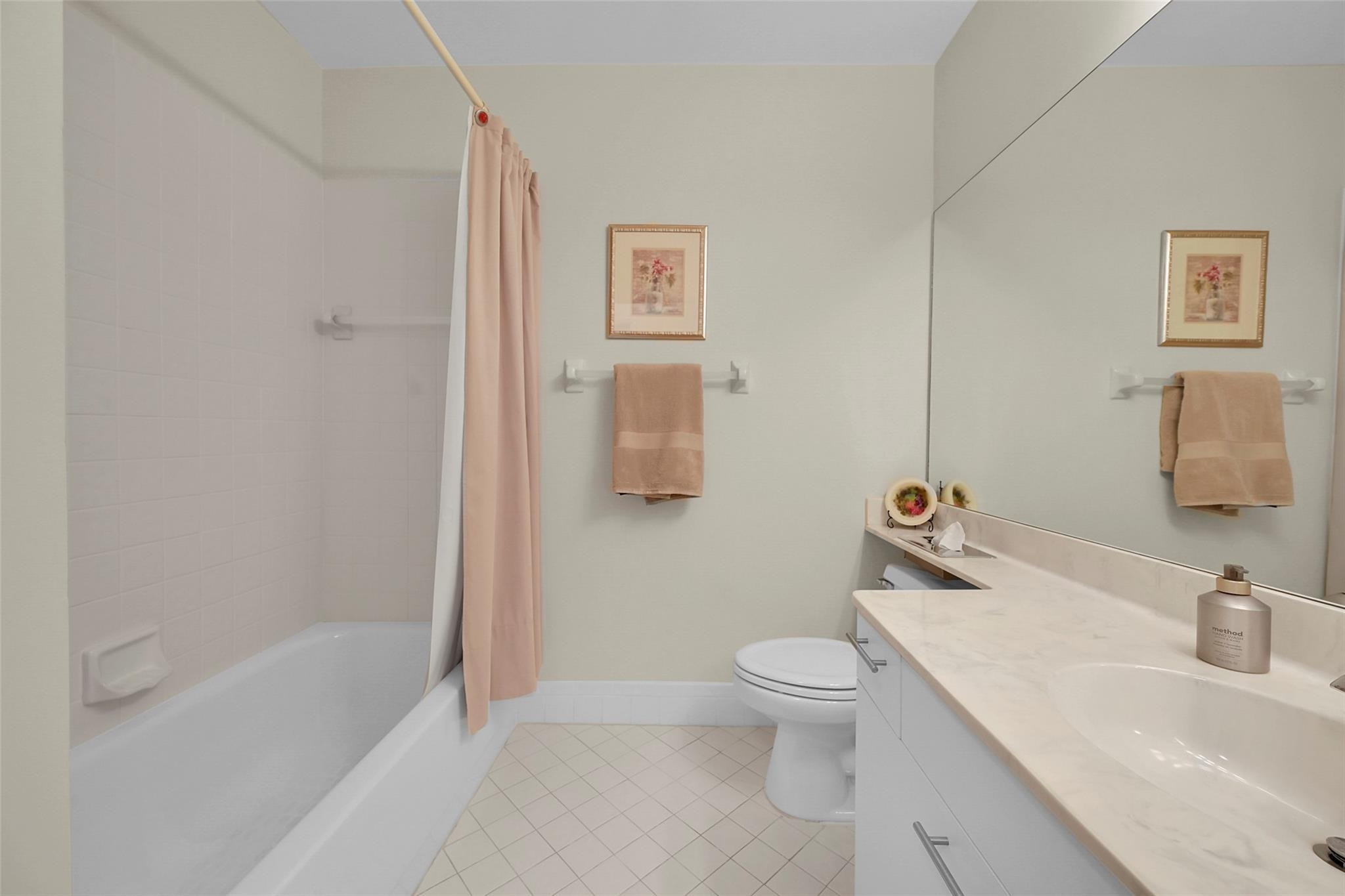 4101 Coral Tree Cir 312