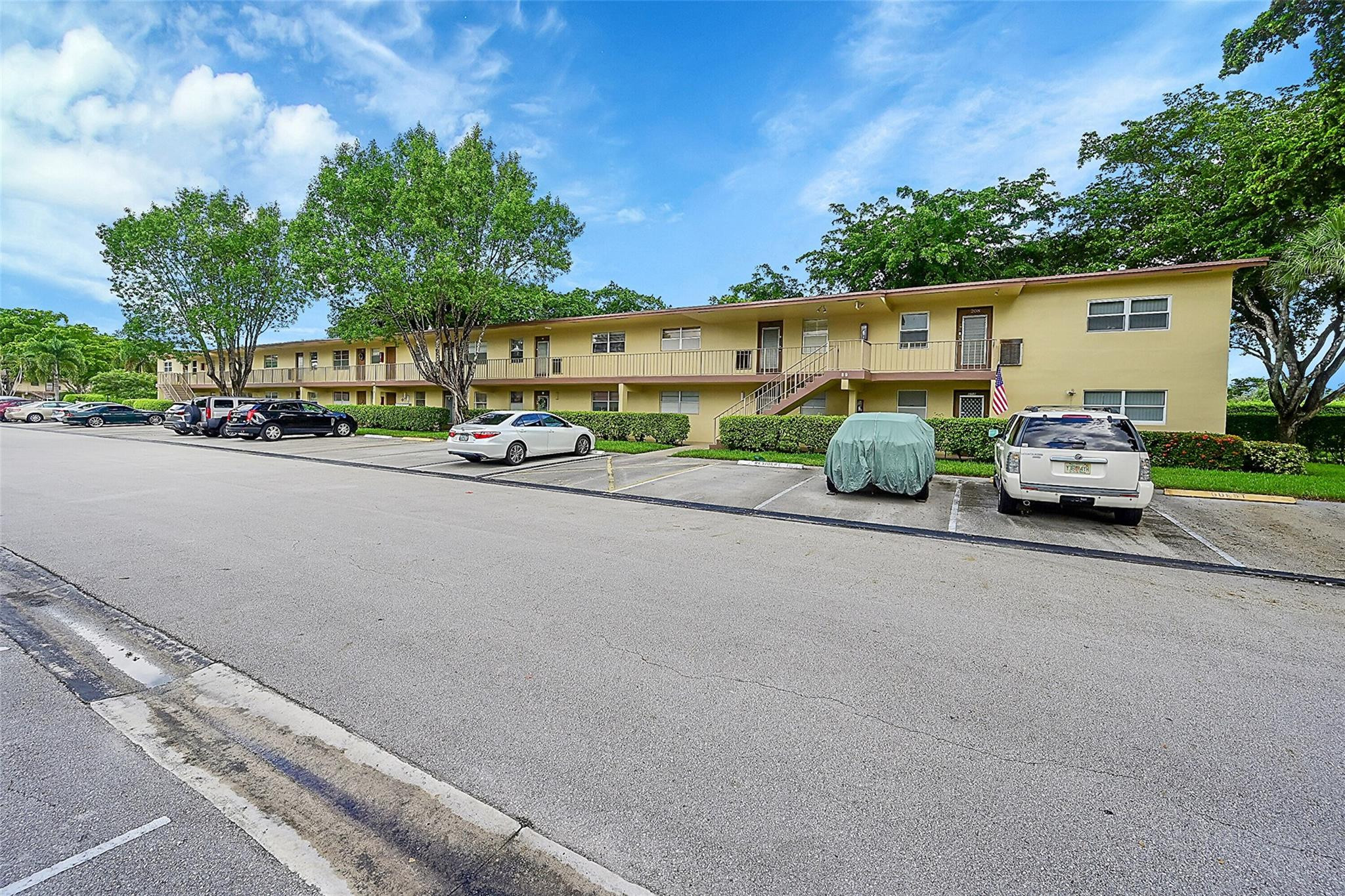 7360 NW 1st St 104