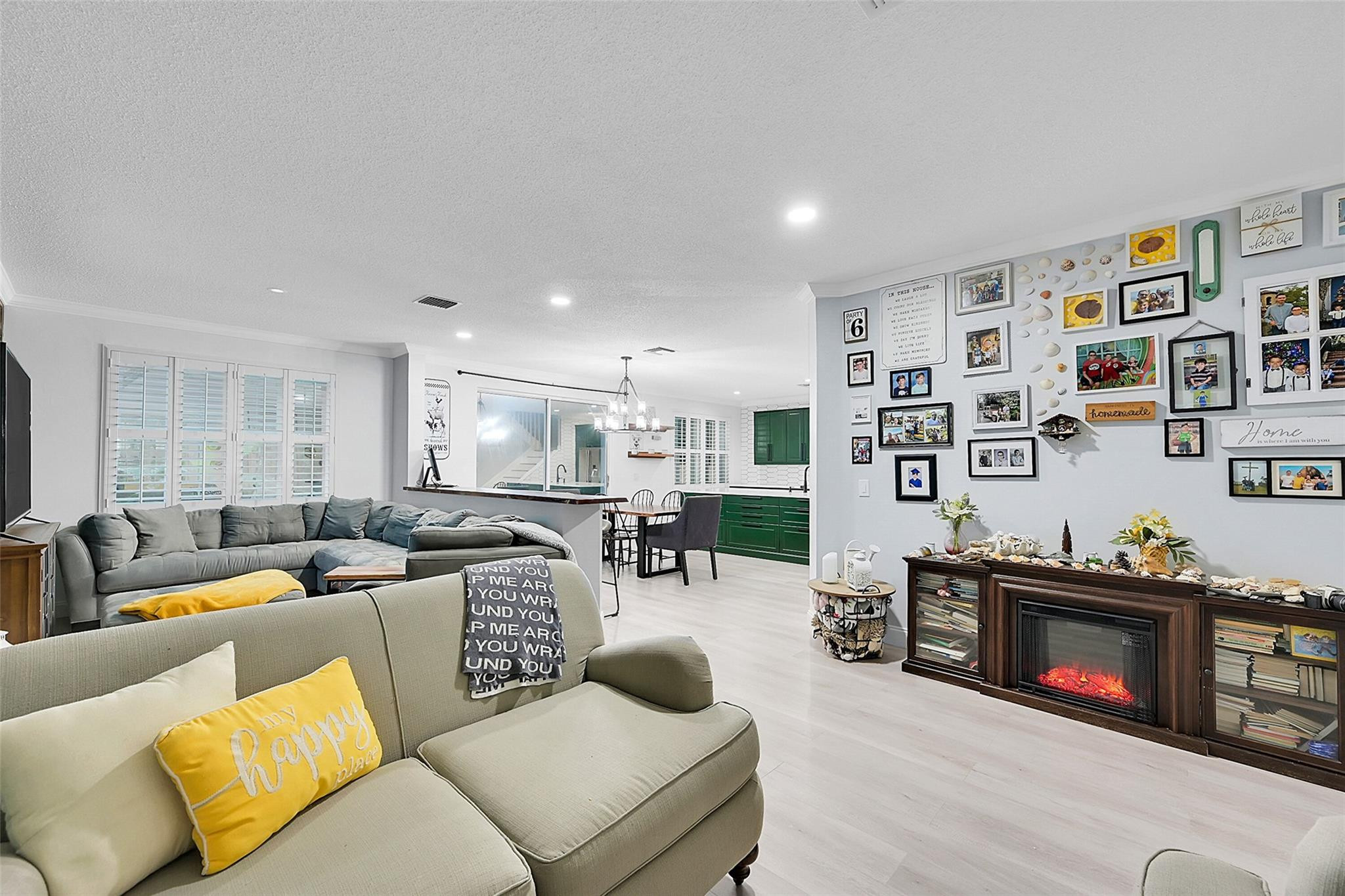 5022 Ibis Pl