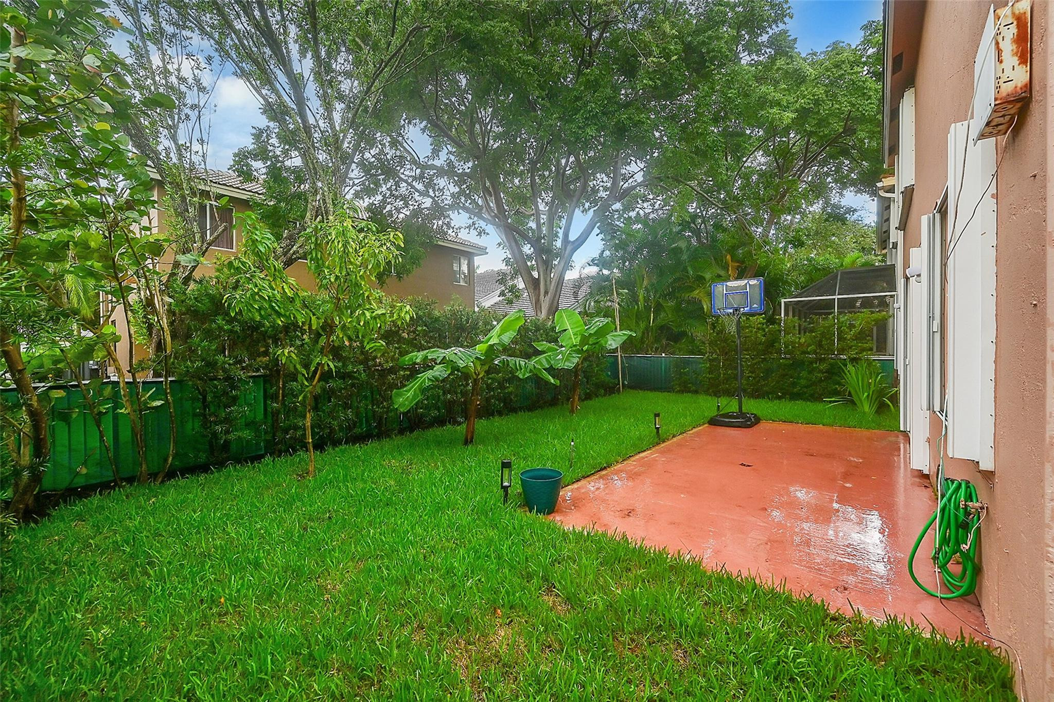 5022 Ibis Pl