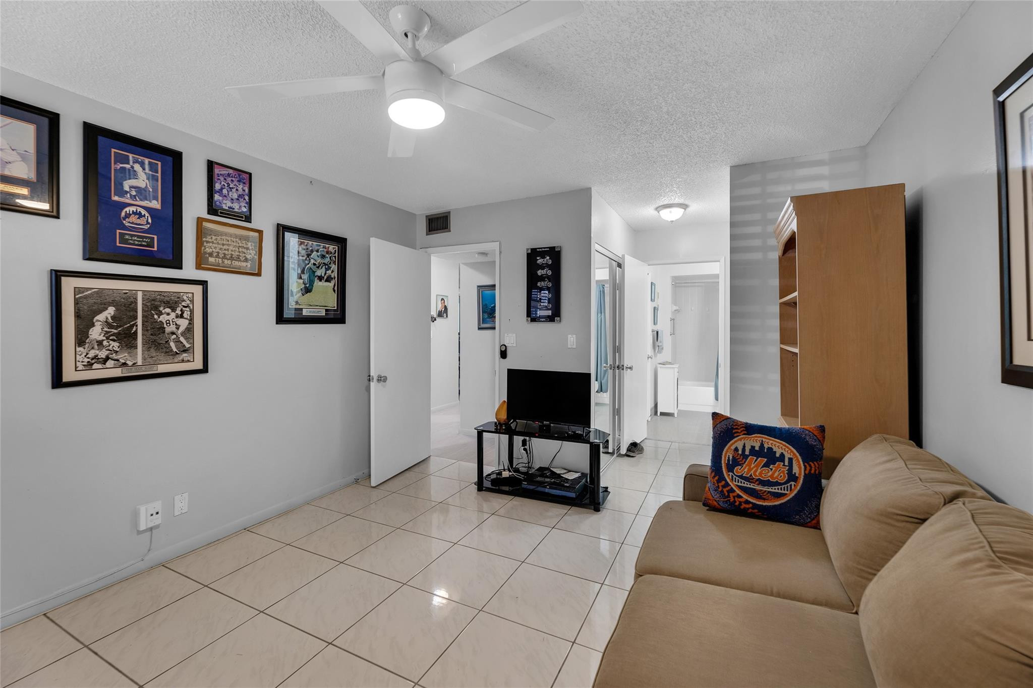 19000 Stewart Cir 5