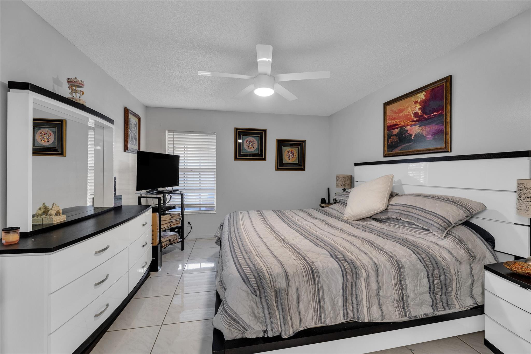 19000 Stewart Cir 5