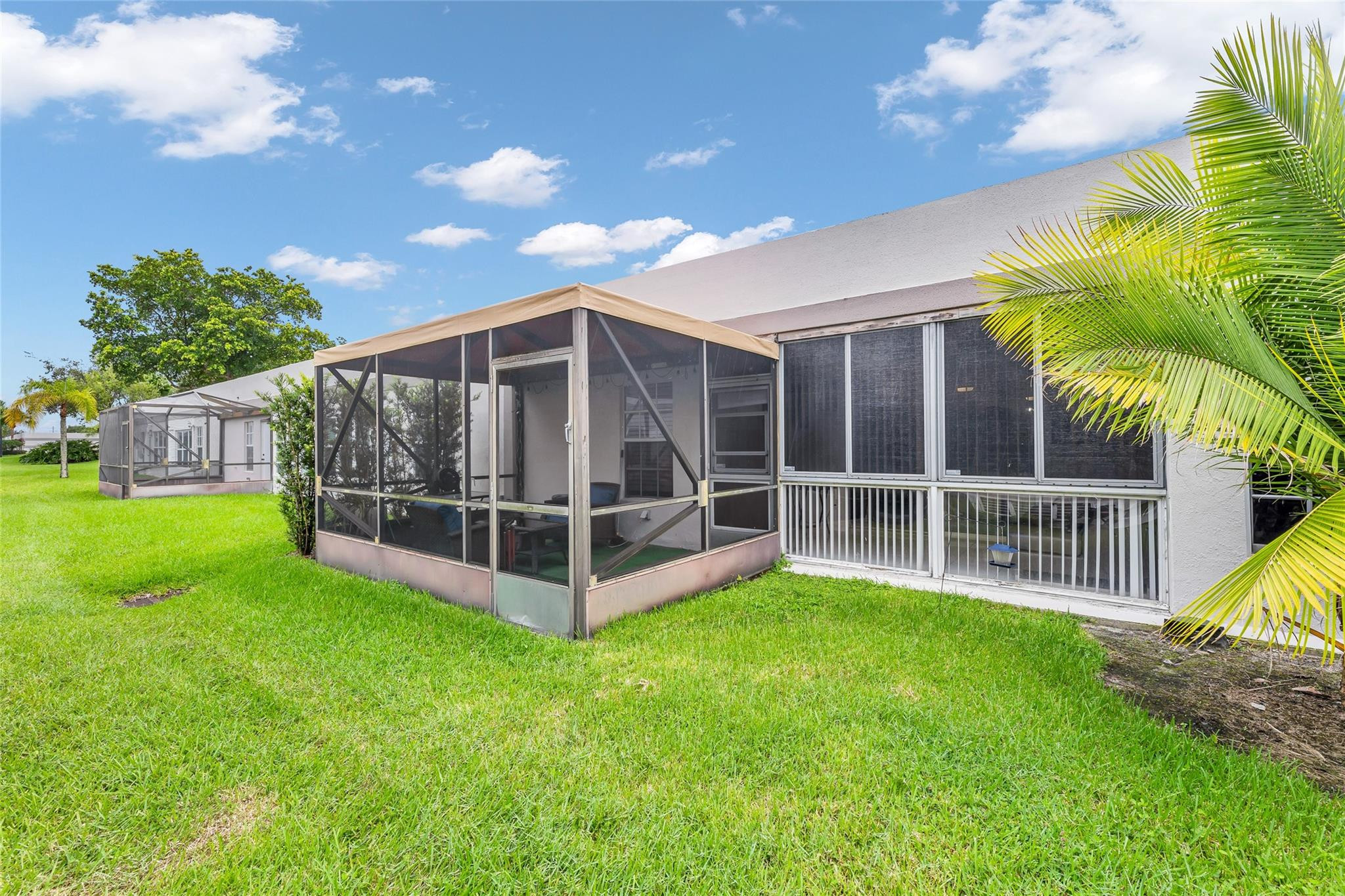 19000 Stewart Cir 5