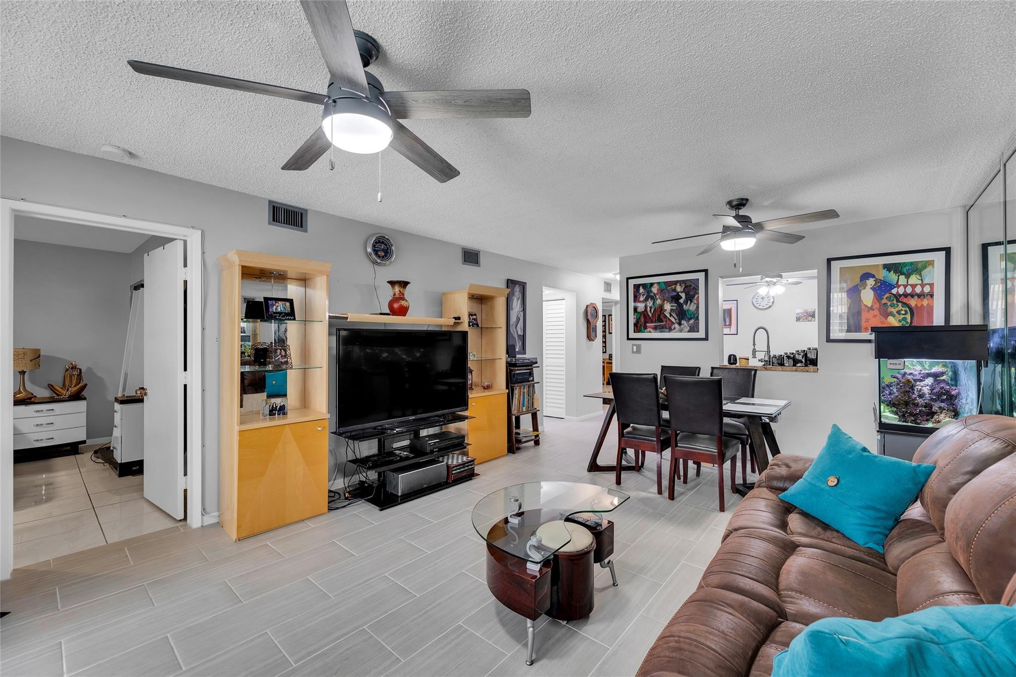 19000 Stewart Cir 5