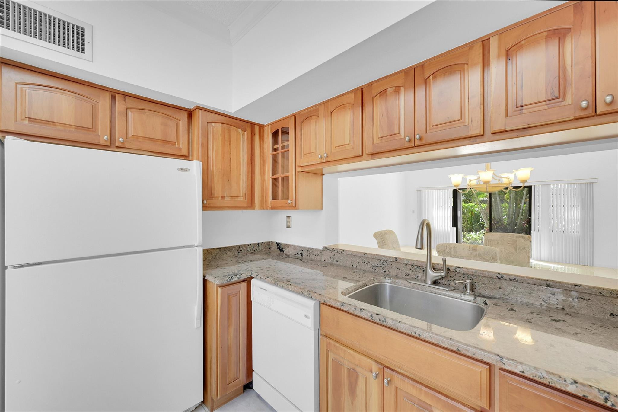 6670 Villa Sonrisa Dr 211