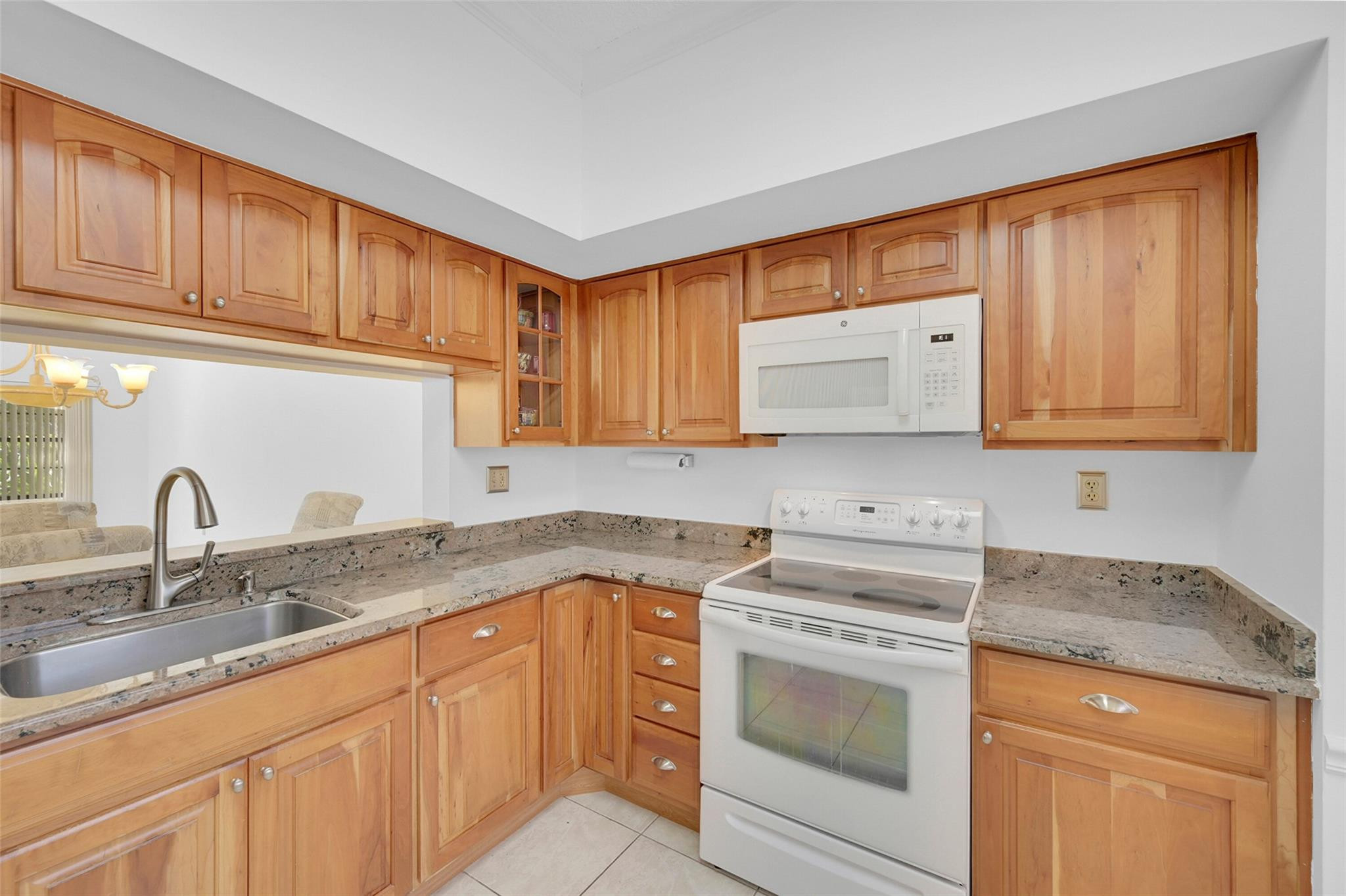 6670 Villa Sonrisa Dr 211