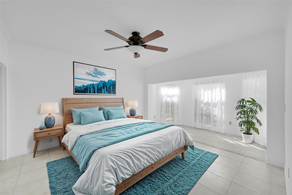 6670 Villa Sonrisa Dr 211