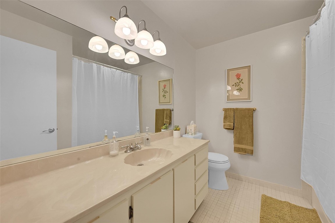 7452 Ashmont Cir 310