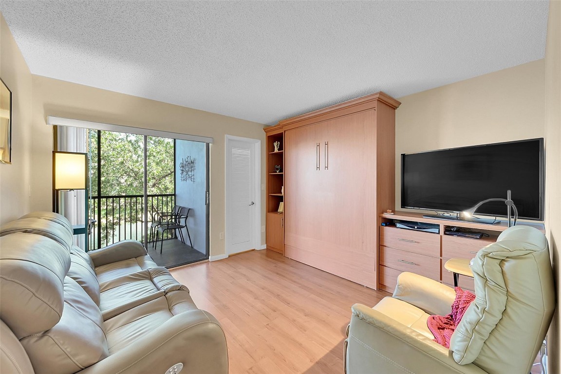 7452 Ashmont Cir 310